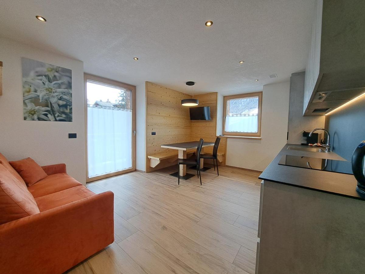 Bait Da Pemont Appartement Livigno Buitenkant foto